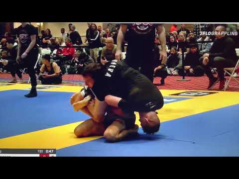 ADCC Trials day 1. Beautiful triangle submission by Maximillian Hanson after brutal slam.