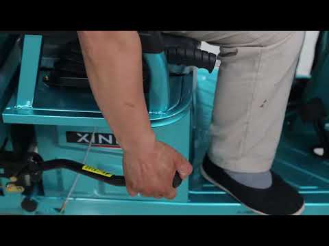 Look at the details and see who is the real old iron! #tricycle #electrictricycle