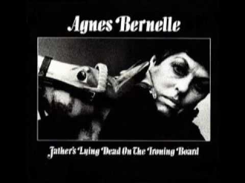 Agnes Bernelle - Hafen-Kneipe (with 3 Mustaphas 3)