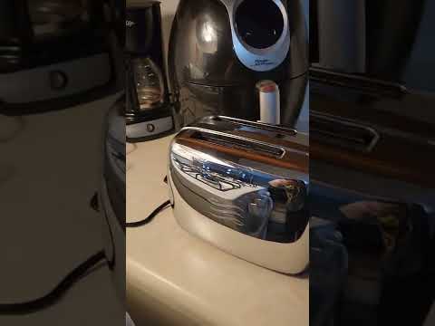 Vintage general electric automatic toaster