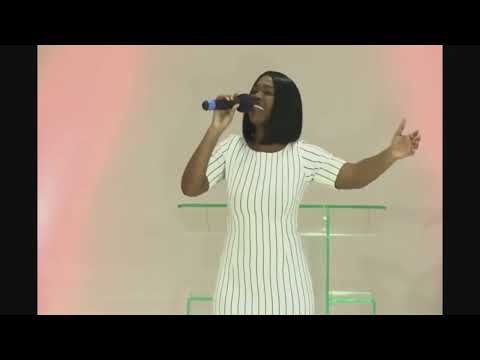 Un Gran Dia Ta Bin - Lientje Isenia (Cover)