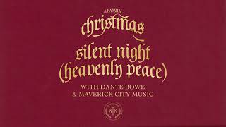 Musik-Video-Miniaturansicht zu Silent Night (Heavenly Peace) Songtext von We The Kingdom, Dante Bowe & Maverick City Music