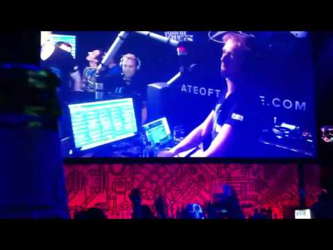 Armin van buuren drops 550 Senta by Andrew Rayel