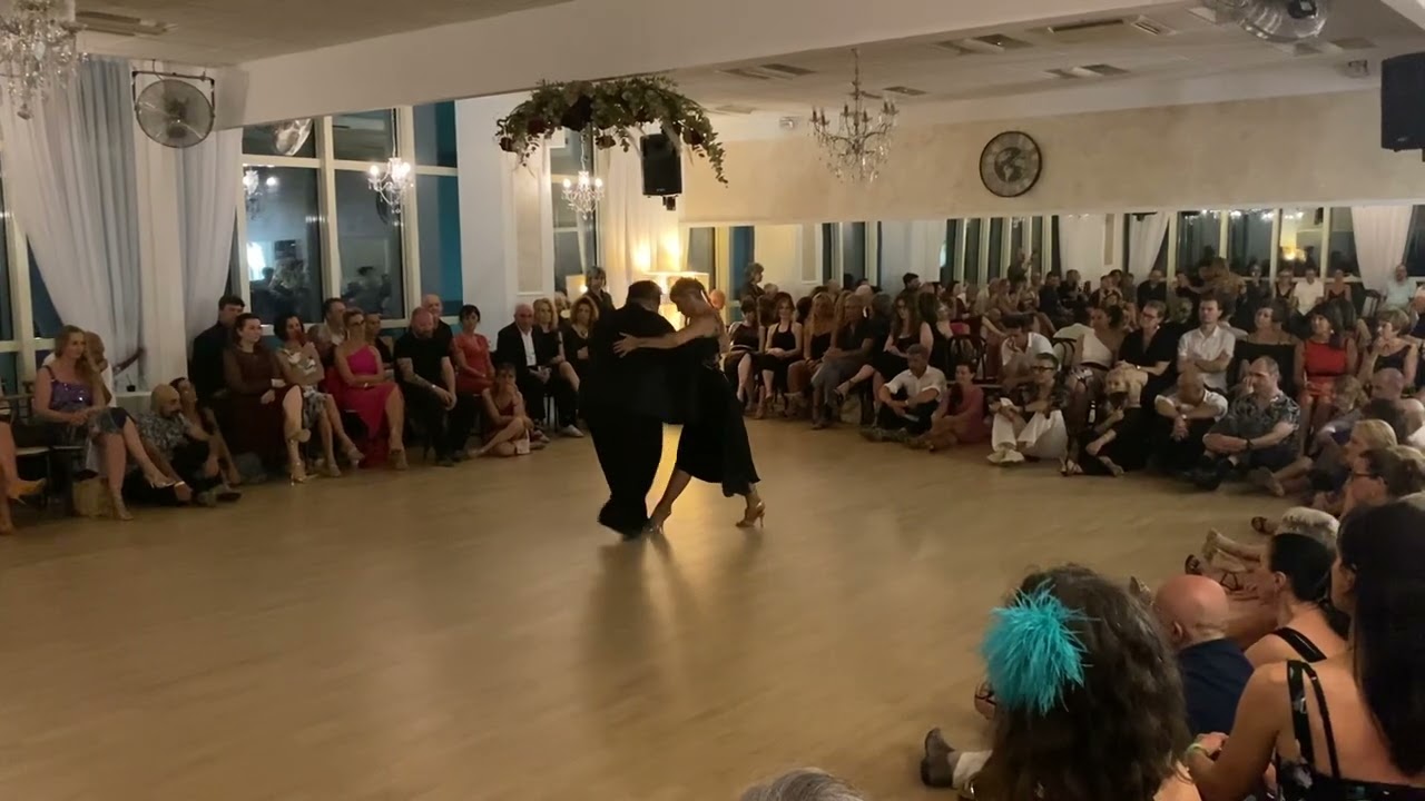 Alejandra Mantiñan y Aoniken Quiroga 4-6-22