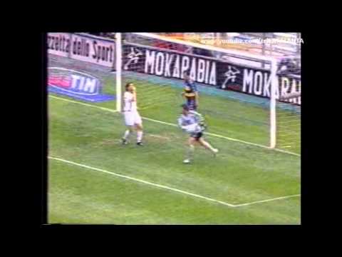 2001 02 32 Parma Atalanta 1 1 21 apr 2002 Comandini