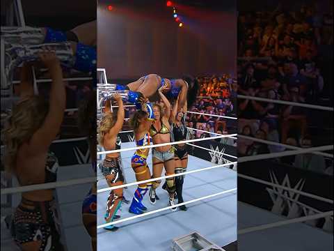 Lash Legend is taken out by the ENTIRE match!!! 😱