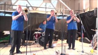preview picture of video 'Bugle Boy March (Upton Upon Severn Fri-27-Jun-2014)'