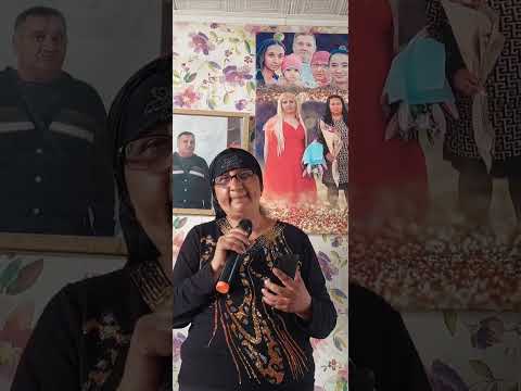 Sora Elena ridic steag de biruința