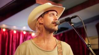 Rayland Baxter - "Mother Mother" | A Do512 Lounge Session