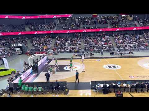 U BT CLUJ-NAPOCA - Olimpia CEDEVITA, atmosfera. BT ARENA CLUJ