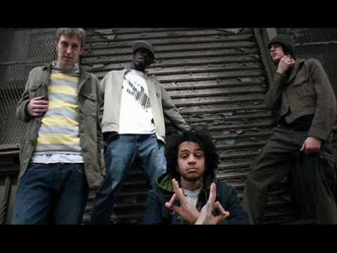 Video thumbnail for Kissin’ Ears