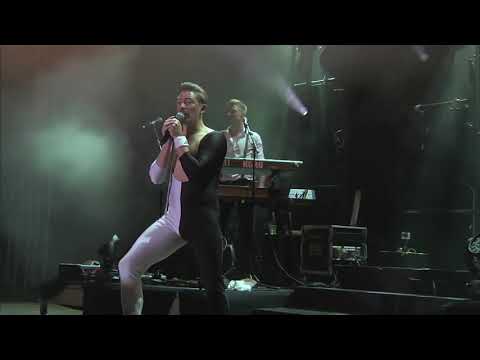 Queen Machine // I Want To Break Free (Live Smukfest 2012)