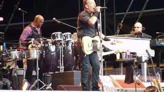 Bruce Springsteen - Cadillac Ranch (Paris, June 29, 2013)