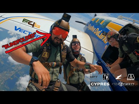 Skydiving blindfolded - FLY4LIFE