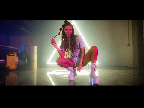 Denni Den - Flow Cabron (Official Video)