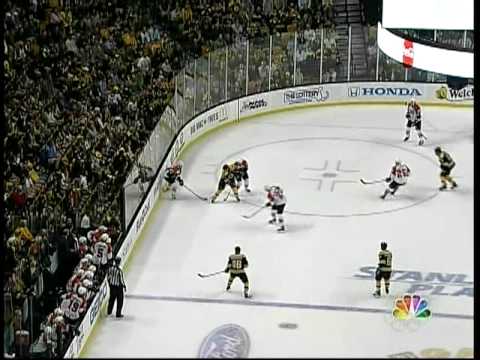 Danny Briere game tying goal!