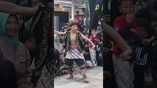 Download lagu Bocil SUrung Dayung, Retmo Asri Budoyo #lenggerwonosobo #lengger #shorts #yearofyou mp3