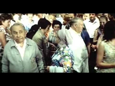 Н. Яковченко , Б. Брондуков, фильм ,,Дед левого крайнего" Киев, колхозный рынок 1972 г.