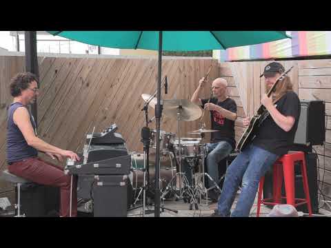 Electric Beethoven with Johnny Vidacovich 5/2/22 New Orleans @ Zony Mash Beer Project