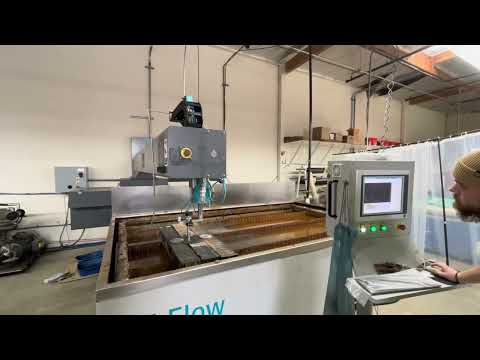 2015 FLOW MACH 2-2031B WATER JET CUTTING, CNC | Machinery Network (1)