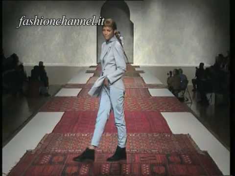 "Rifat Ozbek" Autumn Winter 1994 1995 Milan 1 of 4 pret a porter woman by FashionChannel