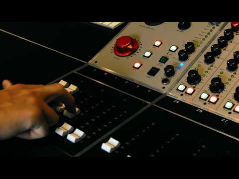 Inside the Wunderbar - Summing Bus