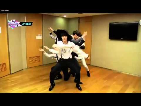 131010 M-Countdown SHINee Key just  fucking﻿ shoved members out of the way.