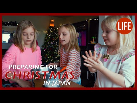 Preparing for Christmas in Japan (featuring the music of Seiji Igusa) | Life in Japan episode 34
