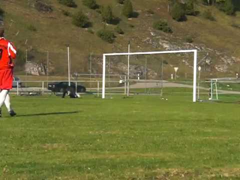 FC Schmiechtal II - TSV Türkgücü Ehingen Tor zum 2:1 durch Jong Kanne