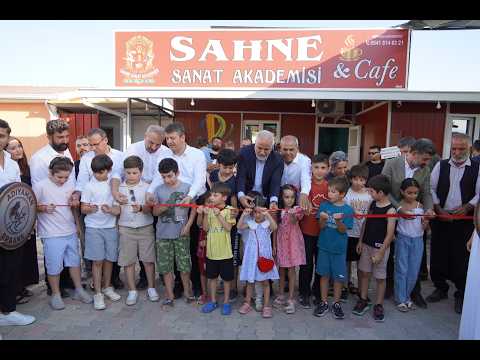 Adıyaman Sahne Sanat Akademisi Açıldı: Aziz Taştan'ın Adı Yaşatılacak