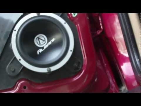 YouTube video about: What size speakers are in a 2002 chevy trailblazer?