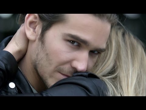 download lagu mp3 mp4 Amaury Vassili Chansons Populaires, download lagu Amaury Vassili Chansons Populaires gratis, unduh video klip Amaury Vassili Chansons Populaires