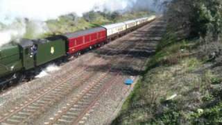 preview picture of video '5043 Earl of Mount Edgcumbe, The Bristolian down train, 17 Apr 2010'