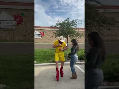 Ana y el divino bamboleo trend #dance #baile #fyp #trending #youtubeshorts #viral #shorts