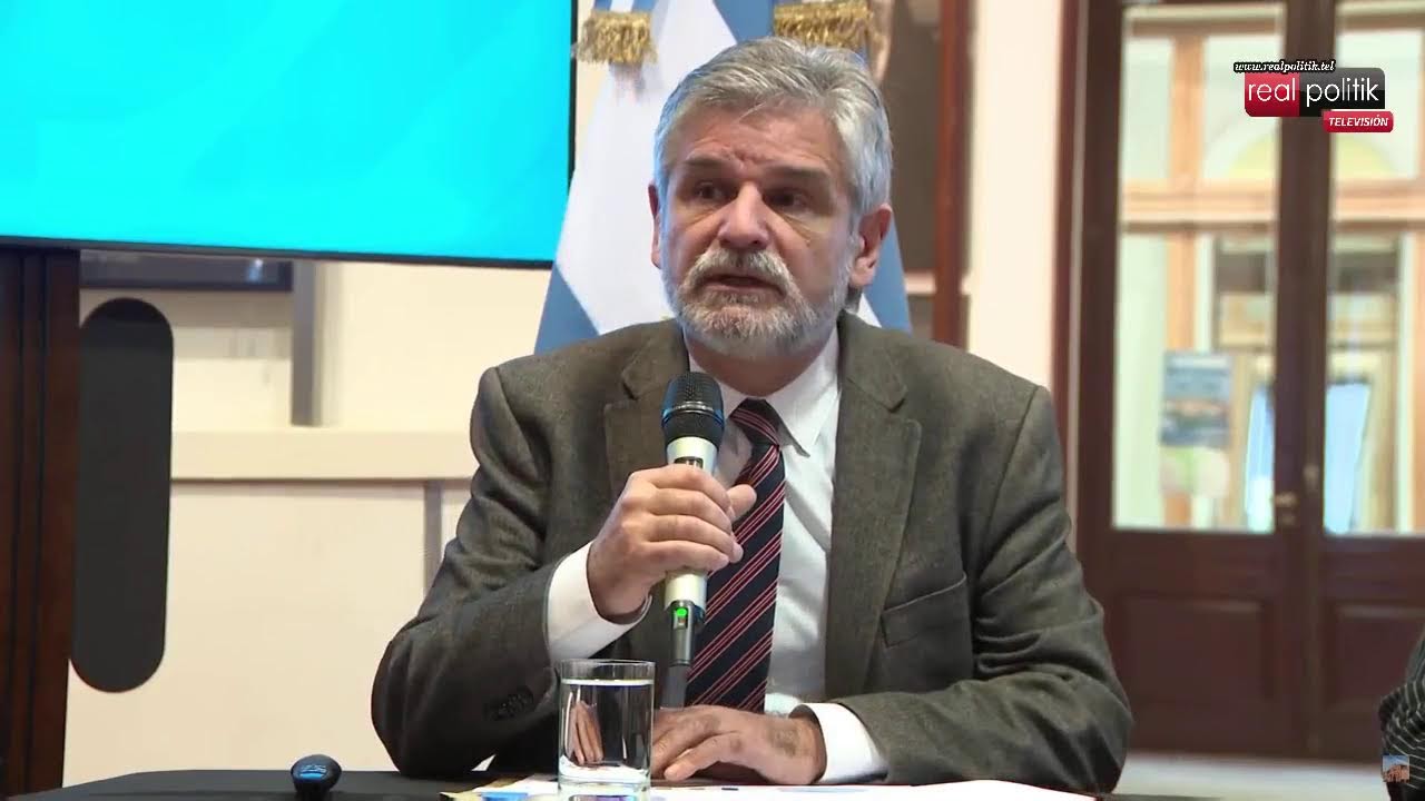 Daniel Filmus anuncia una nueva jerarquización salarial para el CONICET