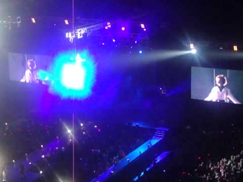 100904 SMTown '10 -Yunho & Changmin opening(fancam)