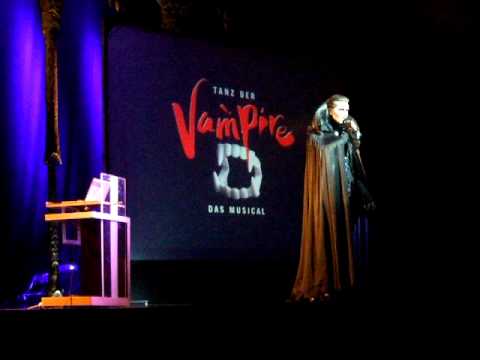 Tanz der Vampire - Making of a Musical - Jan Ammann singt Gott ist tot