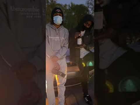 Lucky boogs x How its laying