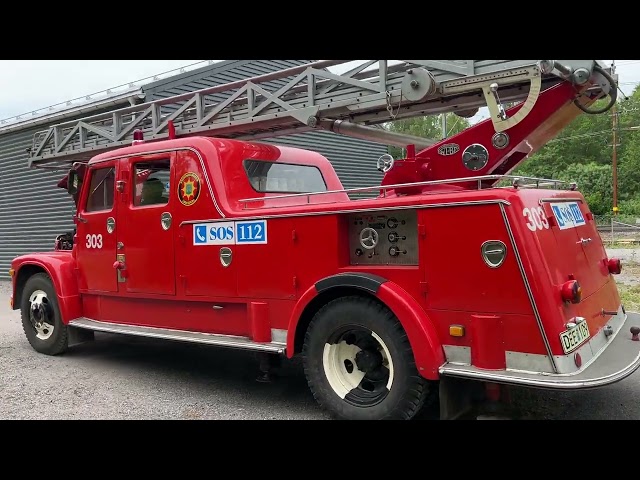 1044704 Fire engine International Loadstar 1600 - 1964