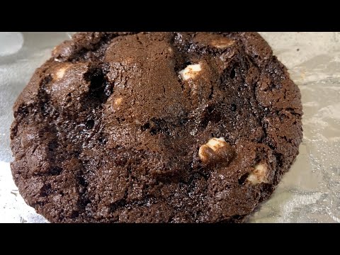 Chocolate White Chip Cookie 