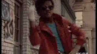 Wanna Be Starting Something 2009 - Michael Jackson Ft. Akon