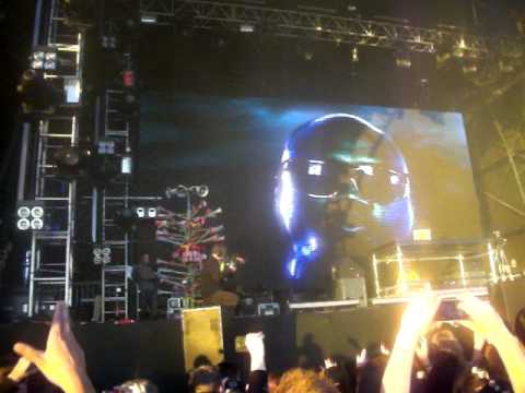 Fatboy slim intro Live at SW4, London