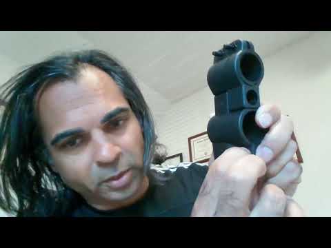 How to attach the Kryptonite KrptoLok Combo U-lock to the bike frame using the carrying bracket.