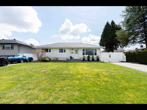 14672 111 Avenue, Surrey B.C. V3R 2C4