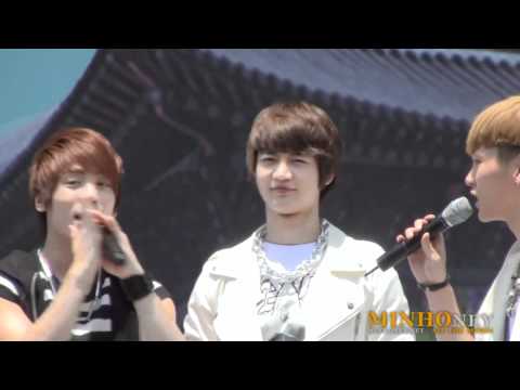 [fancam] 110528 SHINee Minho - talking @ Walking Festival