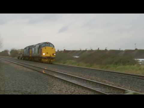Prestatyn 3.2.2017 - DRS 37602 & 37610 on Valley flasks