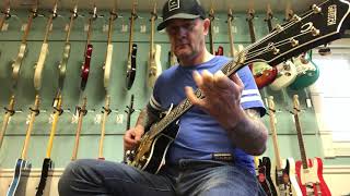 Video thumbnail for Gretsch G6120TB-DE DUANE EDDY 6-STRING BASS BLACK Rob Martyn D-Town Guitars by Rob Martyn