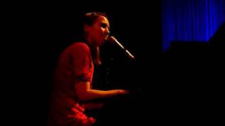 Sophie Hunger - Headlights - La Cigale Paris le 2 juin 2010 (1)