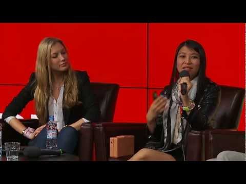DLD Moscow 2012 - How Taste and Style Go Social? (Shauna Mei, Elena Silenok, Inga Nakhmanson)