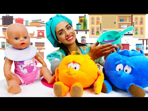 Видео для малышей про игры в готовку и Беби Бон. Готовлю игрушкам Волшебную Кашу! Аквагель и игрушки